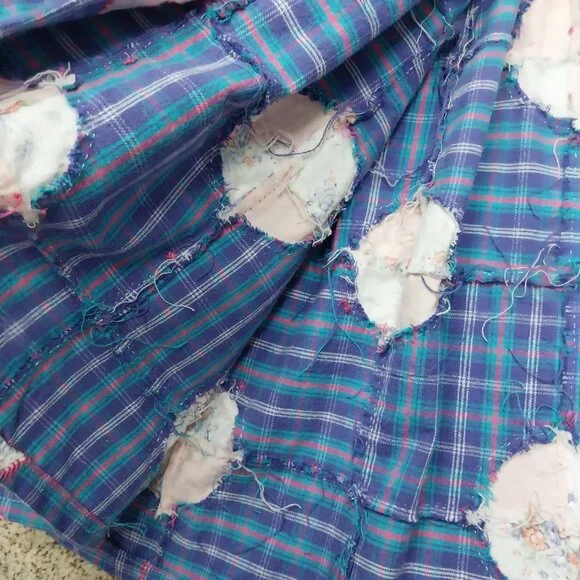 3758 Size 1XL Upcycled Cabin Creek Jean Tunic In Purple and Red Quilt Trim. - Picture 5 of 8